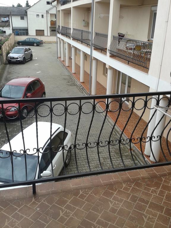 Kotany Apartman Harkány Exteriér fotografie